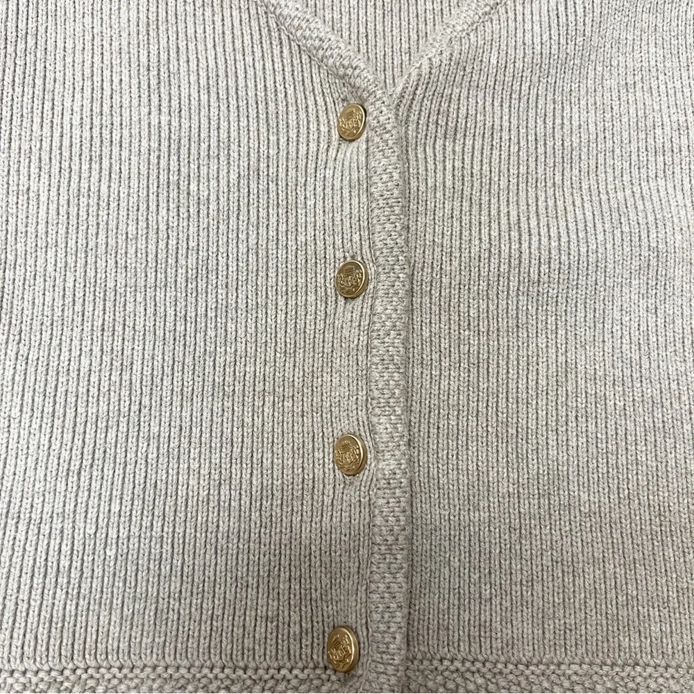 Abercrombie & Fitch Beige V-Neck Sweater Vest - Picture 4 of 4